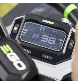 TRAKTOR T6 Z KOSZEM 98 CM