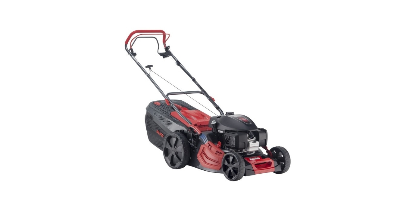 Kosiarka spalinowa – wybór i użytkowanie